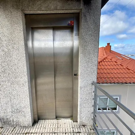 Appartamento Holibai, Marino, Viva La Experiencia Del Mar Desde Su Terraza, Baiona, Galicia *